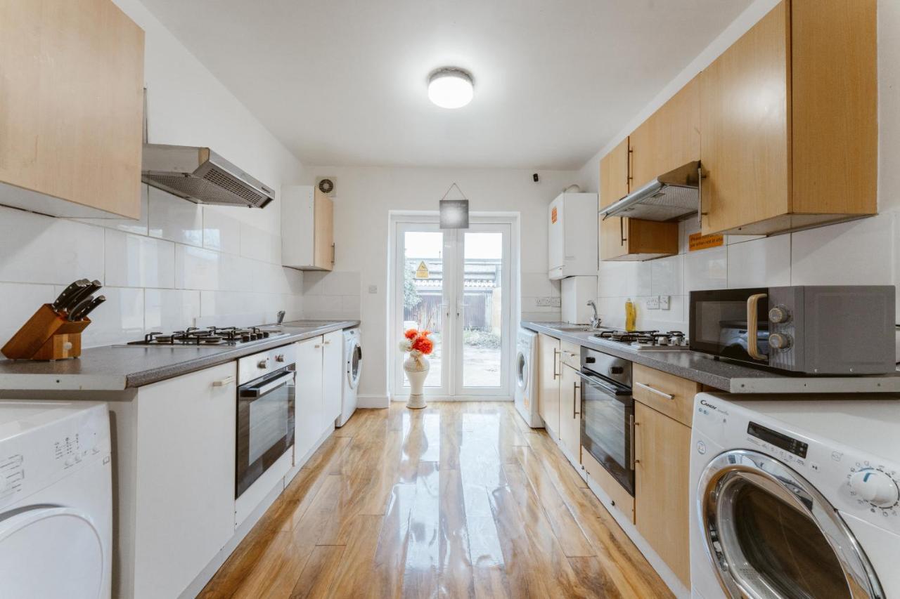 Upton Park Bedrooms 25 Min To Central Londres Extérieur photo
