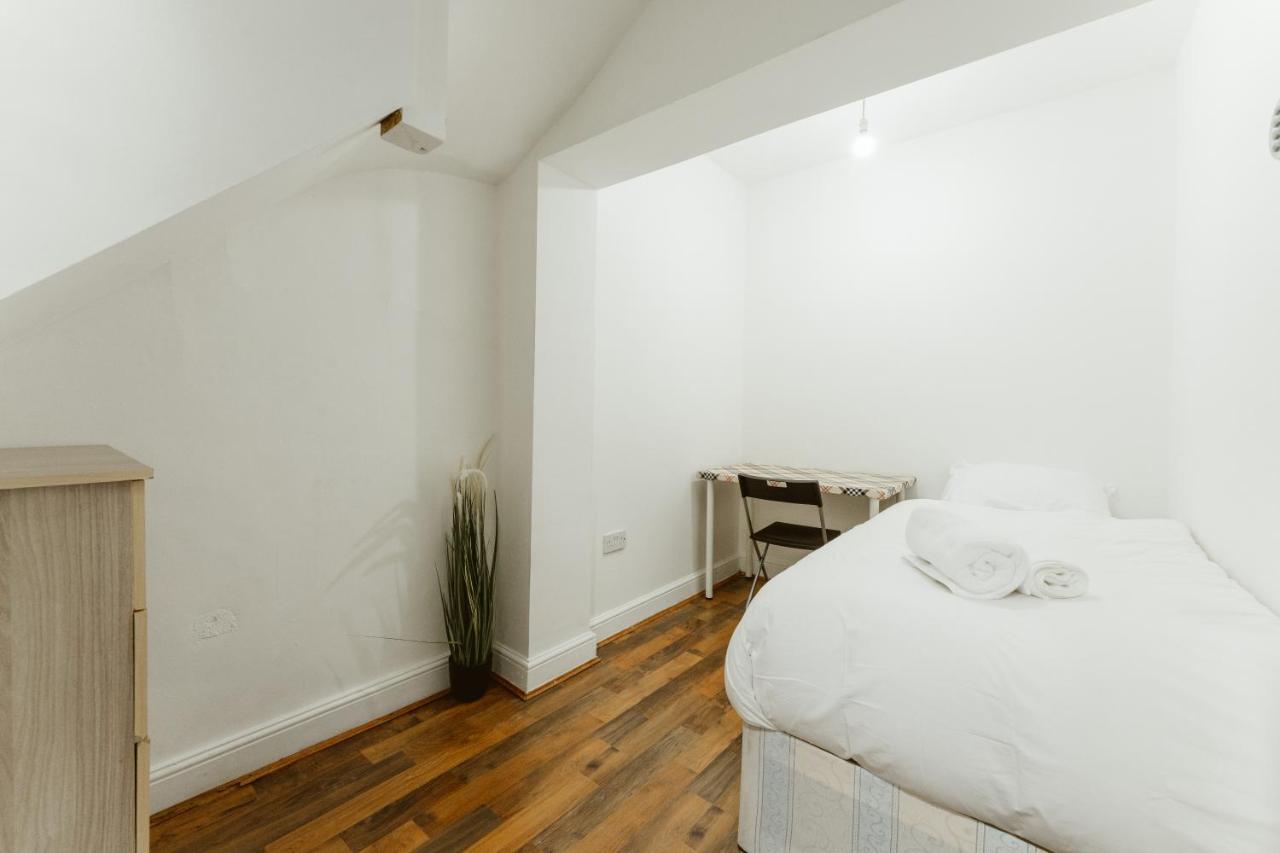Upton Park Bedrooms 25 Min To Central Londres Extérieur photo