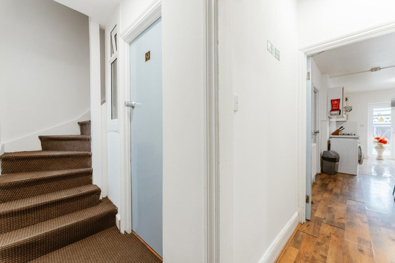 Upton Park Bedrooms 25 Min To Central Londres Extérieur photo