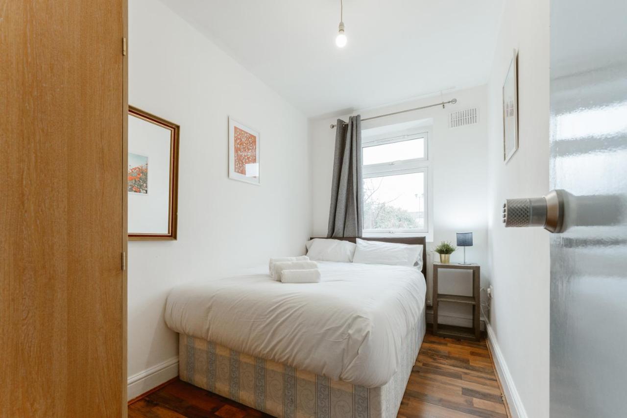 Upton Park Bedrooms 25 Min To Central Londres Extérieur photo